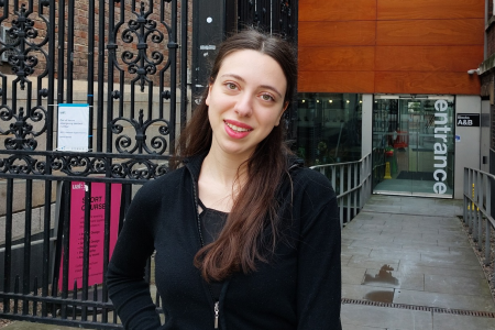 ელენე ფიჩხაძე სწავლას Chelsea College of Arts – ში გააგრძელებს