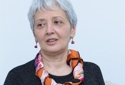 “ძველი მატრიცებისგან გათავისუფლება” – გულნარა ინანჯი