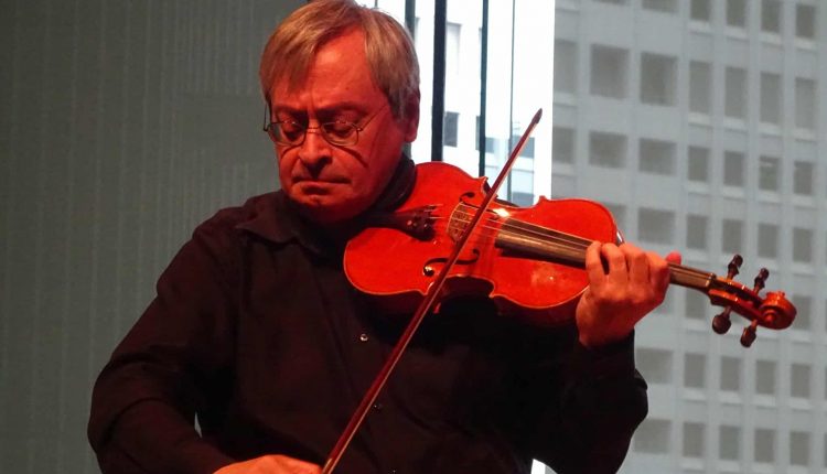 2fa54600-6704-4b52-b8b1-01f77ec58920