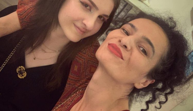 b73536c2-2550-40d6-a5b2-1c614486c72e (1)