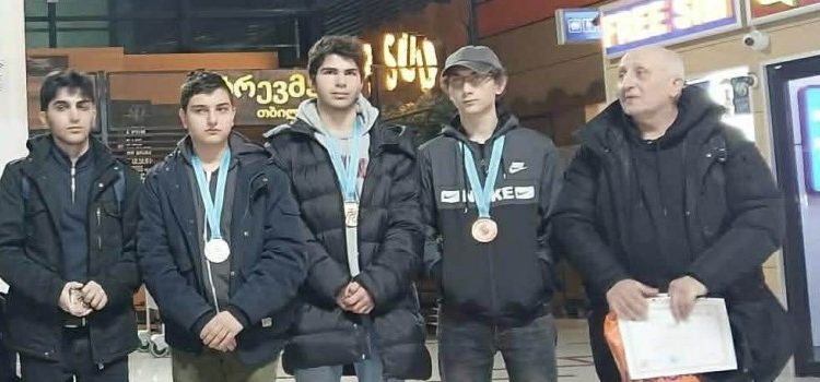 I_1769010472390308_0